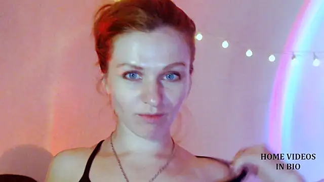 Cassie Wild online show from February 8, 1:47 pm