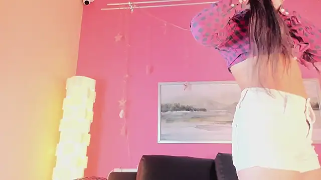 Tiffanysurez  online show from March 3, 1:09 pm