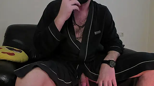 Snapshot of KingMalcom chatting on February 27, 7:47 pm KingMalcom online show from February 27, 7:47 pm