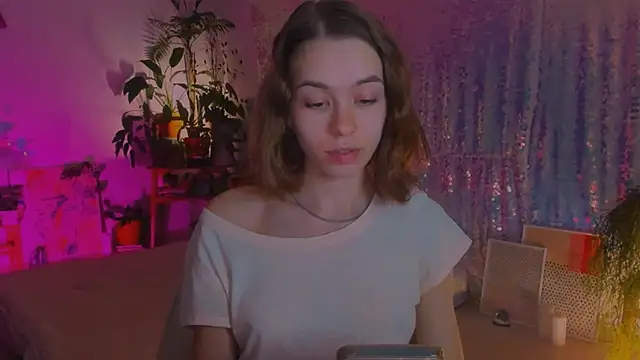 Snapshot of poli__ chatting on December 16, 9:09 pm poli   online show from December 16, 9:09 pm
