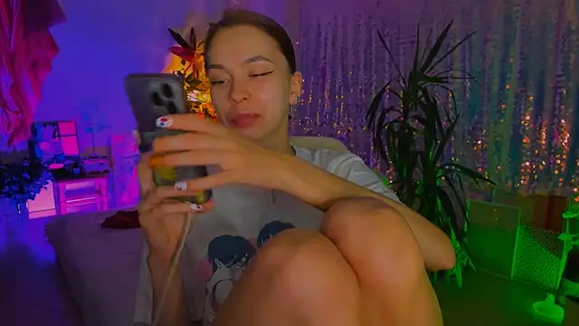 poli   online show from October 27, 8:35 pm