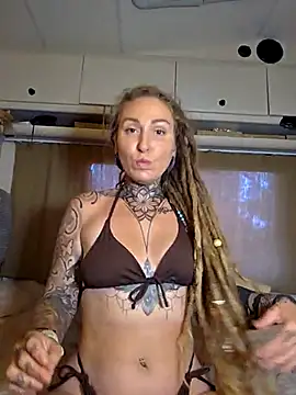 Snapshot of Mira-Grey89 chatting on July 4, 3:18 pm Mira-Grey89 online show from July 4, 3:18 pm