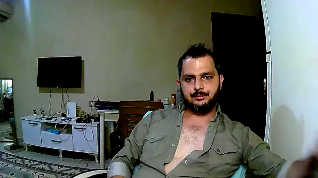 Snapshot of Coldskull69 chatting on October 18, 5:35 pm Coldskull69 online show from October 18, 5:35 pm