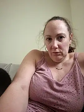 Wisie Cutie online show from February 24, 3:20 pm