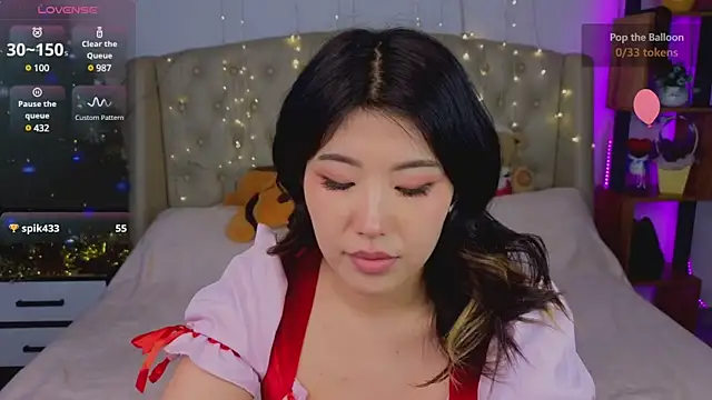 Wendy  Hills online show from December 23, 3:33 pm