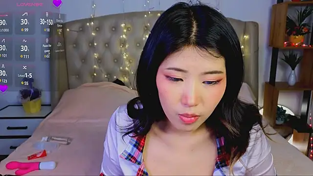 Snapshot of Wendy__Hills chatting on March 17, 3:40 pm Wendy Hills online show from March 17, 3:40 pm