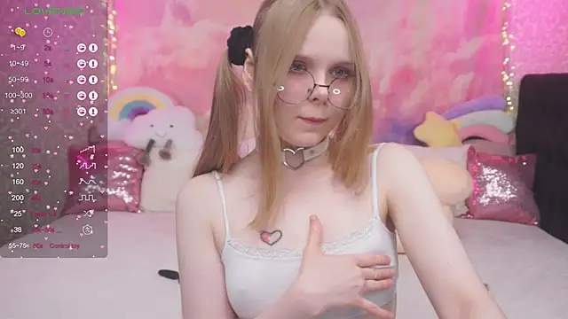 minx g1rl online show from February 19, 6:44 am