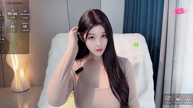 Snapshot of Mandy-- chatting on November 7, 2:11 am Mandy-- online show from November 7, 2:11 am