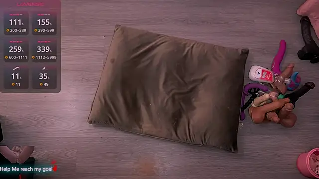 Redhead Shark new online show from March 20, 10:18 pm