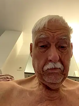 Steffibi1954 online show from December 18, 4:40 am