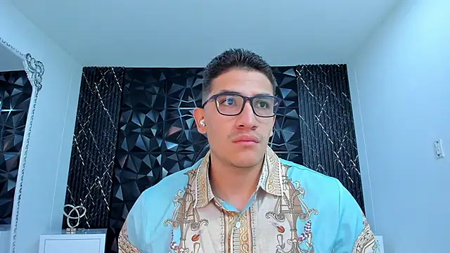 Snapshot of JeffDaltton chatting on April 14, 12:55 pm JeffDaltton online show from April 14, 12:55 pm
