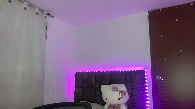 salome polaniiee online show from February 28, 6:14 am