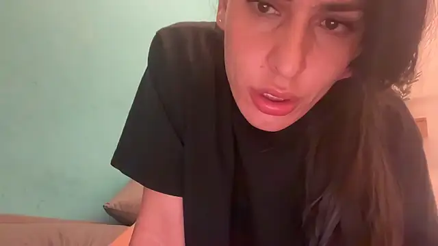 Snapshot of GGmoon81 chatting on September 19, 7:36 pm GGmoon81 online show from September 19, 7:36 pm