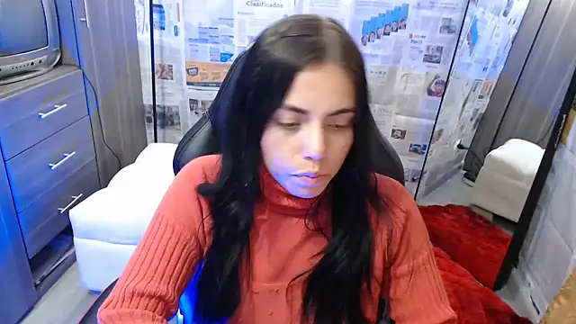 i am nina  online show from February 7, 2:29 am