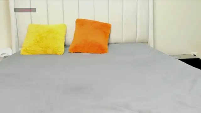  heavenlysent online show from January 19, 1:31 am