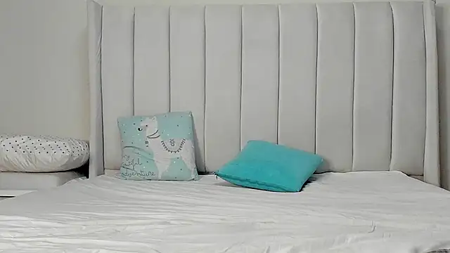  heavenlysent online show from May 28, 4:43 am