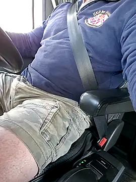 Snapshot of Tobyp677 chatting on October 27, 8:46 pm Tobyp677 online show from October 27, 8:46 pm