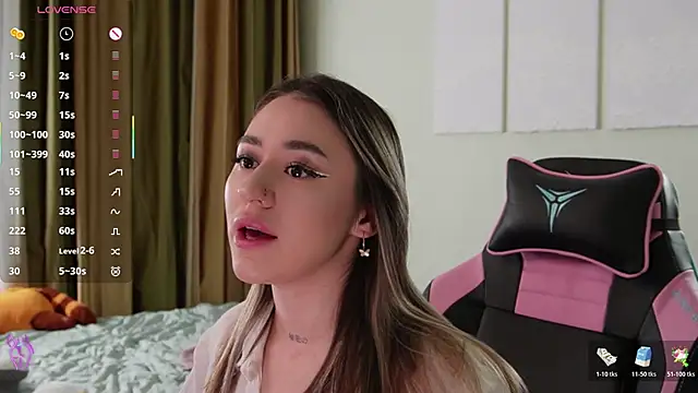 Fiona-Love online show from November 8, 3:23 pm