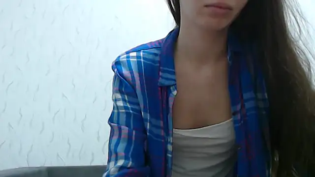 HoneyWiles online show from November 12, 2:06 pm