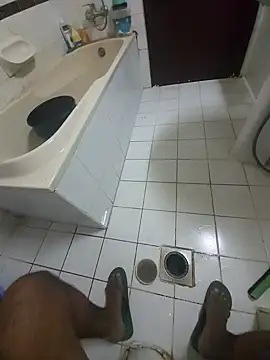 Snapshot of dream_catcher chatting on January 9, 3:04 am dream catcher online show from January 9, 3:04 am