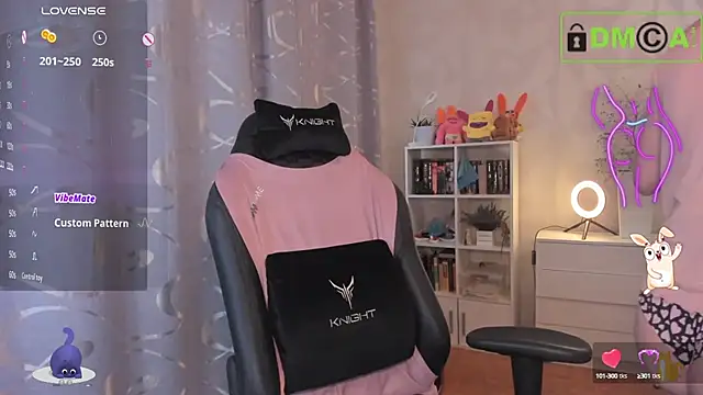 AnnyHoney  online show from October 14, 9:10 am