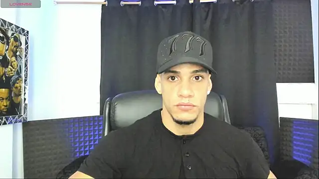 Snapshot of jhonnysnow17 chatting on June 22, 5:15 am jhonnysnow17 online show from June 22, 5:15 am