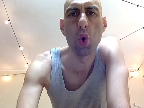 Snapshot of HandsomeAlfie chatting on September 24, 2:37 am HandsomeAlfie online show from September 24, 2:37 am