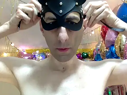 Snapshot of HandsomeAlfie chatting on June 3, 8:36 pm HandsomeAlfie online show from June 3, 8:36 pm
