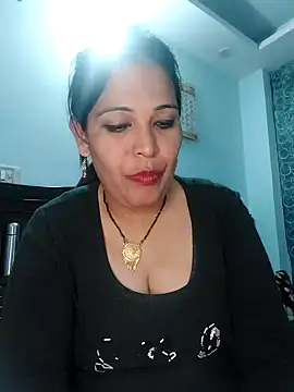Snapshot of Poojabhabi101 chatting on January 15, 5:05 pm Poojabhabi101 online show from January 15, 5:05 pm