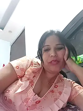 Snapshot of Poojabhabi101 chatting on February 5, 5:53 pm Poojabhabi101 online show from February 5, 5:53 pm