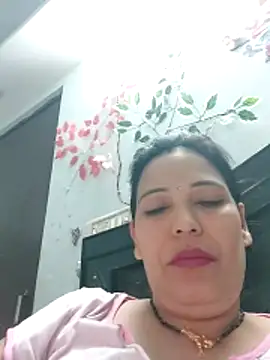 Poojabhabi101 online show from November 3, 6:36 am