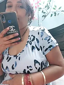 Poojabhabi101 online show from November 6, 5:36 pm