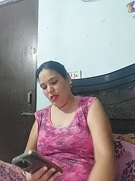 Poojabhabi101 online show from June 3, 6:27 am