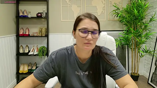 SelineSole online show from September 9, 4:50 pm