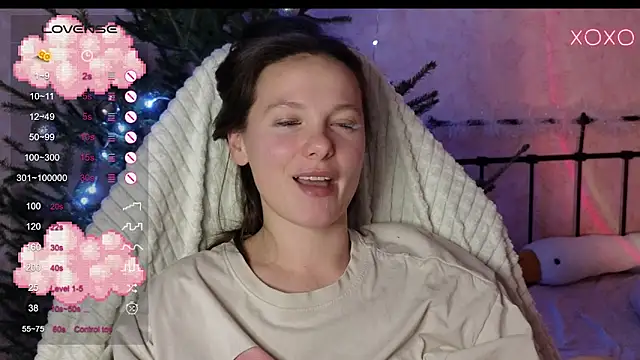 lil luna x online show from December 29, 6:16 pm