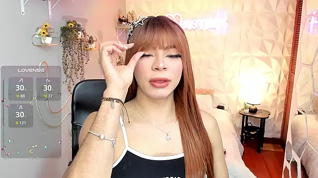 hurrencam online show from December 4, 12:58 pm