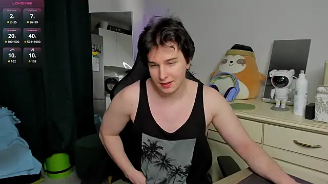 Vincent Strong online show from April 5, 2:36 pm