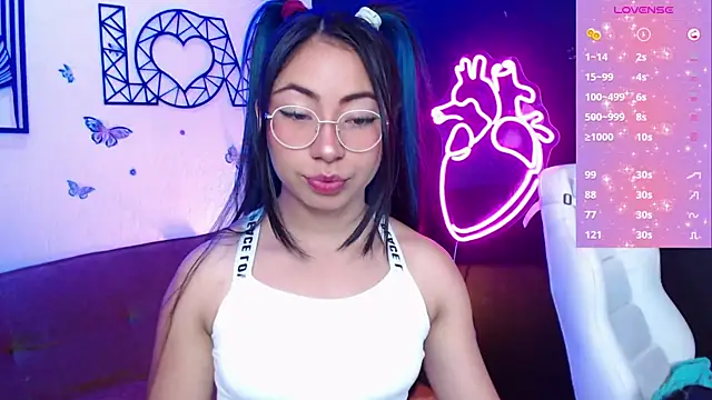 Snapshot of demyanderson_ chatting on January 30, 8:10 pm demyanderson online show from January 30, 8:10 pm