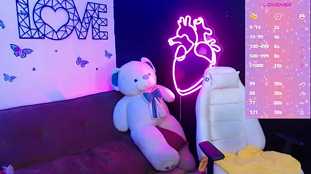 Snapshot of demyanderson_ chatting on March 15, 11:06 pm demyanderson online show from March 15, 11:06 pm