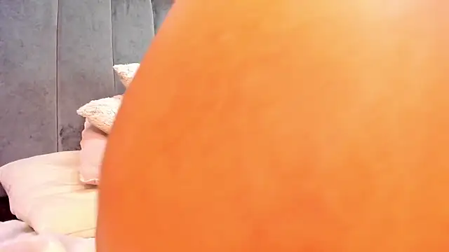 Snapshot of HannaTaylor chatting on January 16, 7:07 am HannaTaylor online show from January 16, 7:07 am