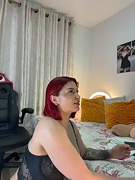 zafiro mo0n online show from February 16, 10:50 pm