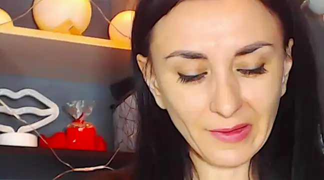 Snapshot of Siaconna chatting on January 9, 7:21 am Siaconna online show from January 9, 7:21 am