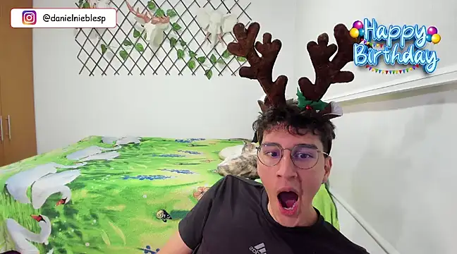 Jackson Careyy online show from December 18, 10:35 pm