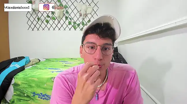 Jackson Careyy online show from March 8, 11:18 pm