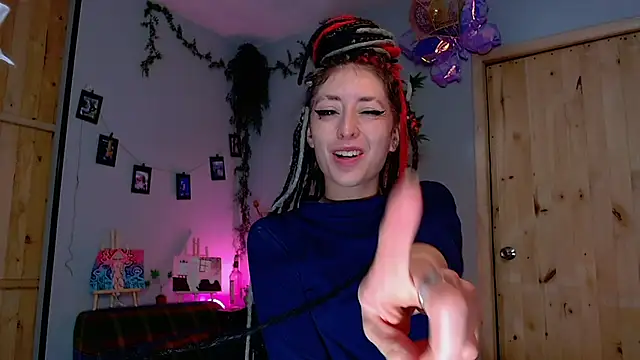 VickyJackson  online show from November 19, 1:27 am