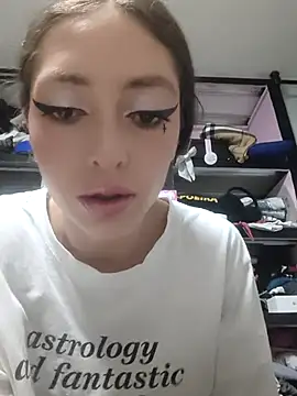 Snapshot of VickyJackson_ chatting on March 27, 12:49 am VickyJackson online show from March 27, 12:49 am