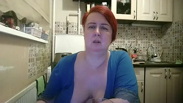 Snapshot of NikolRedMilf chatting on January 4, 4:00 pm NikolRedMilf online show from January 4, 4:00 pm