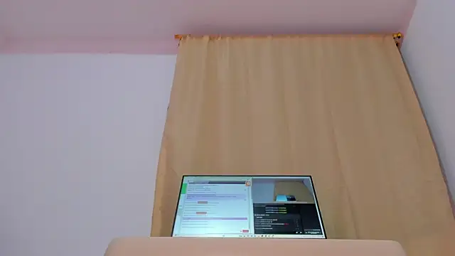 soyamandaa  online show from December 8, 12:18 am