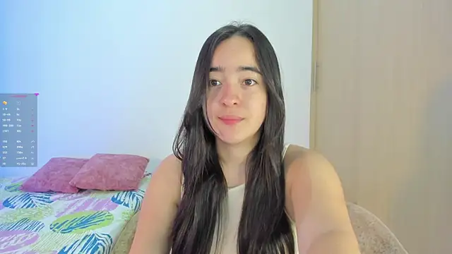 soyamandaa  online show from February 12, 9:01 pm