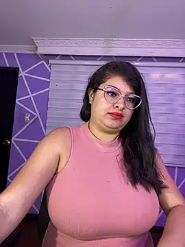 MiiaaJoness online show from May 14, 5:09 pm